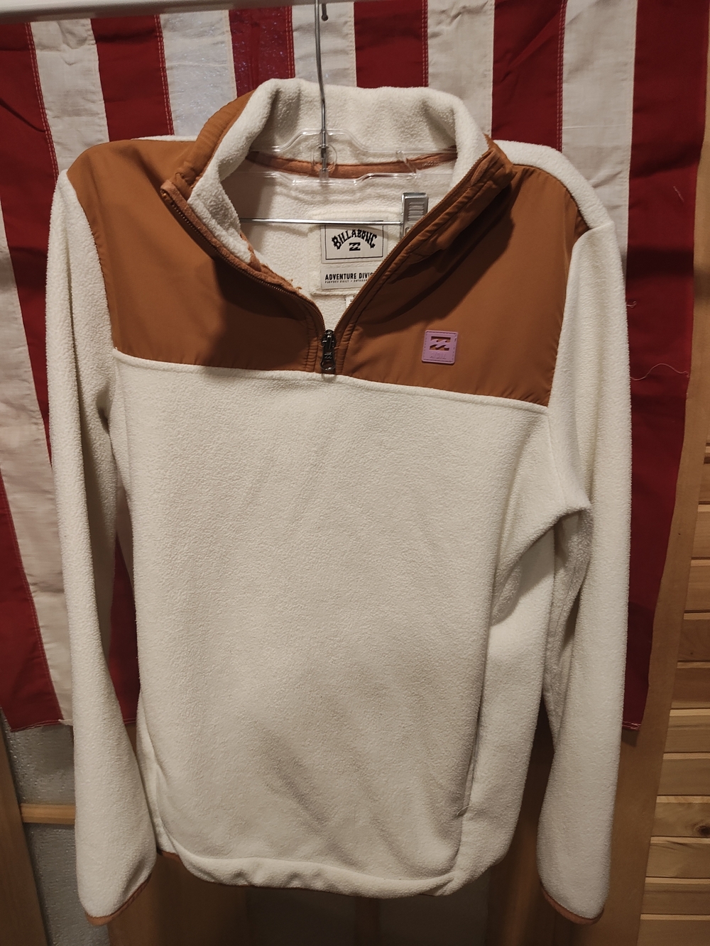 Billabong Men’s Cream Pullover Fleece with Tan Yoke